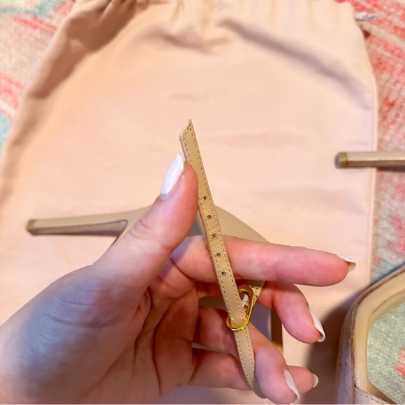 EUC Stuart Weitzman Nudistsong Heeled Sandals in Nude - Picture 15 of 17